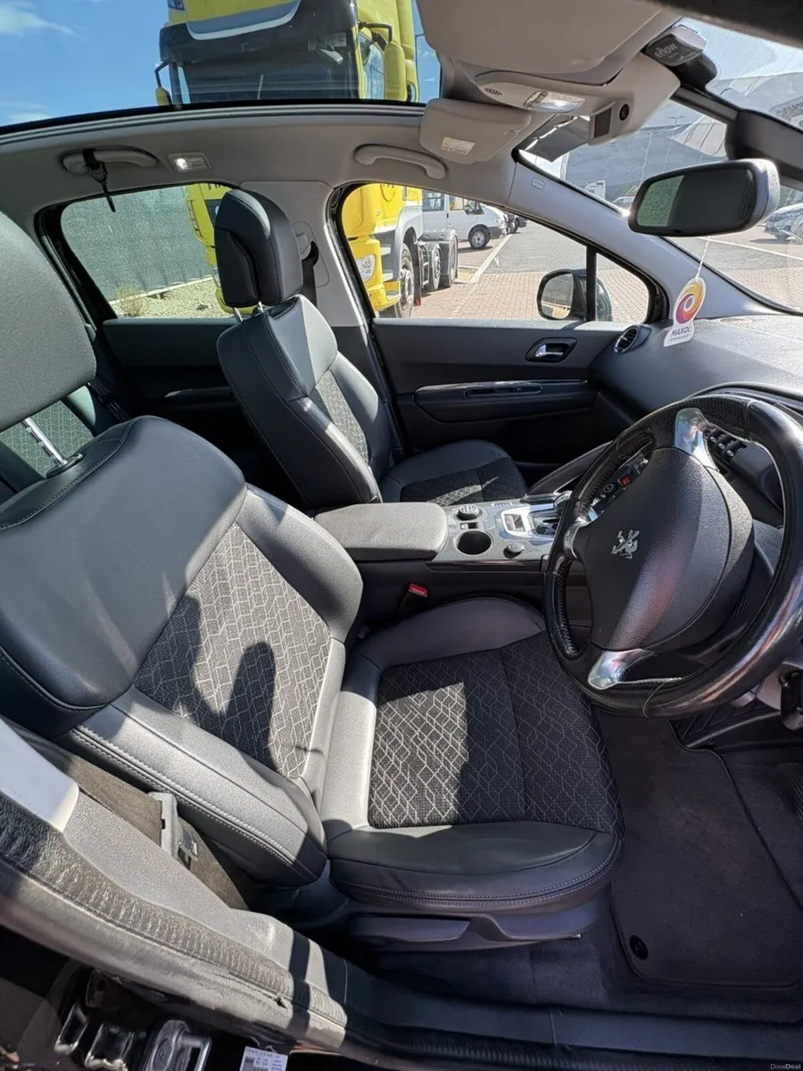 Peugeot 3008 4Hybrid 2015 Allure (200Hp) - Image 4