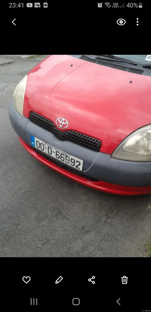 Toyota Yaris 2000 - Image 1