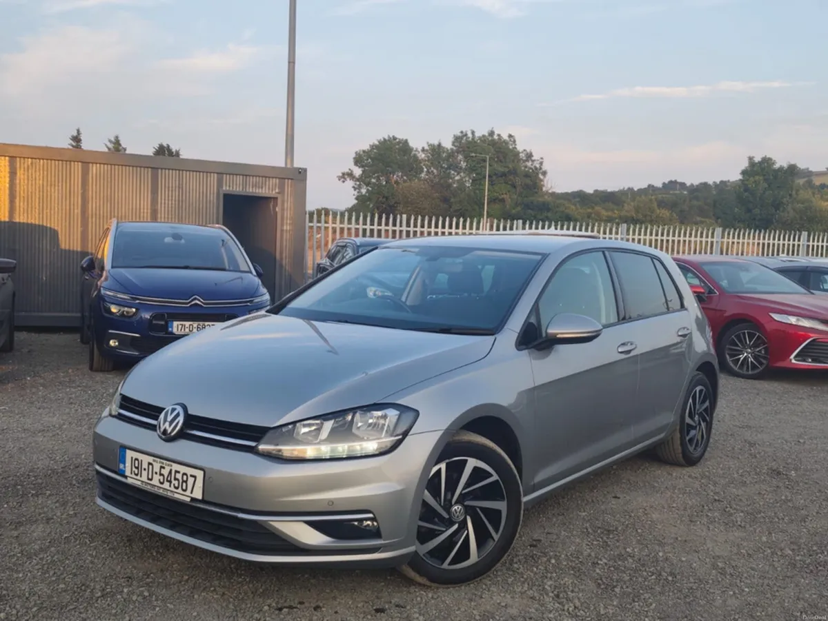 Volkswagen Golf 1.6 TDI MATCH 115PS 5DR - Image 3