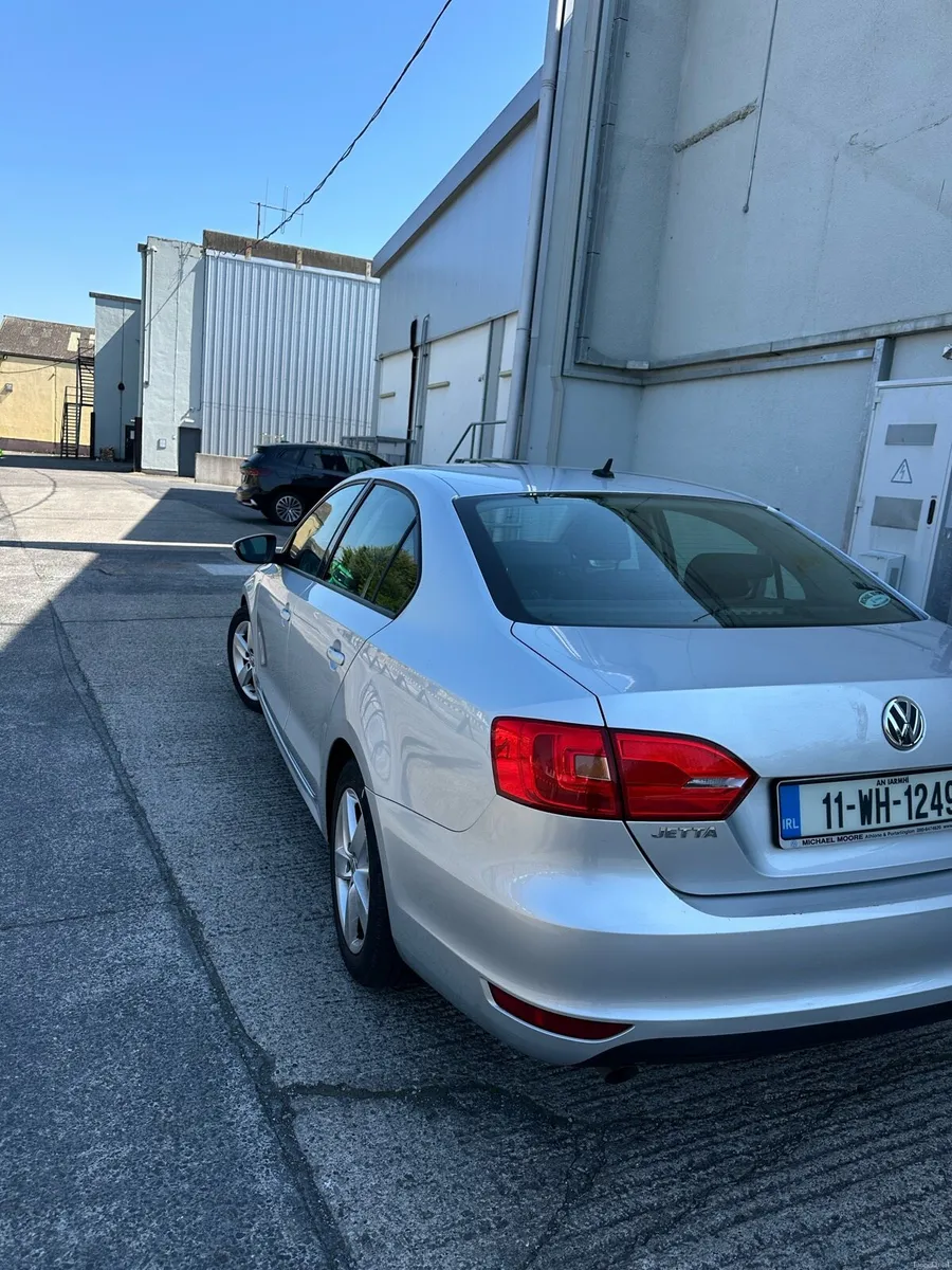 Volkswagen Jetta - Image 3