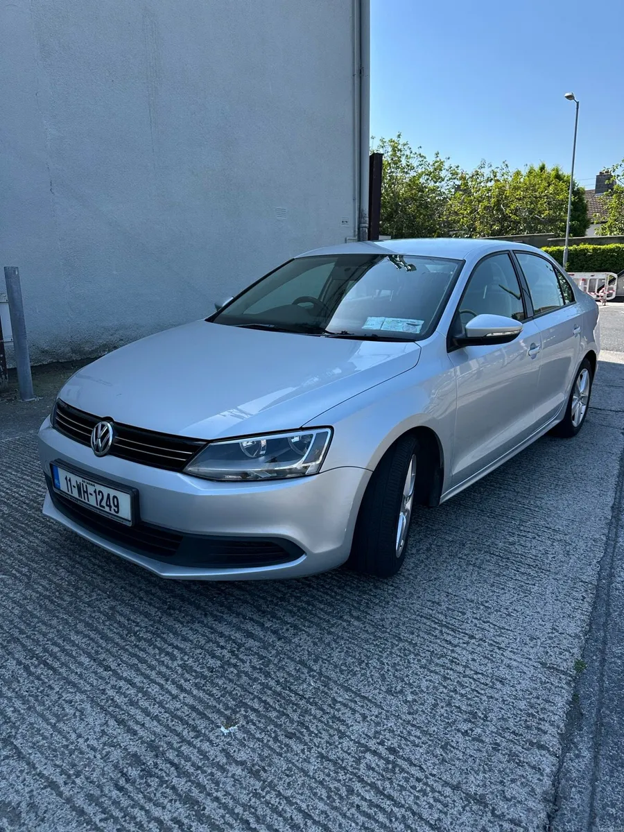 Volkswagen Jetta - Image 5