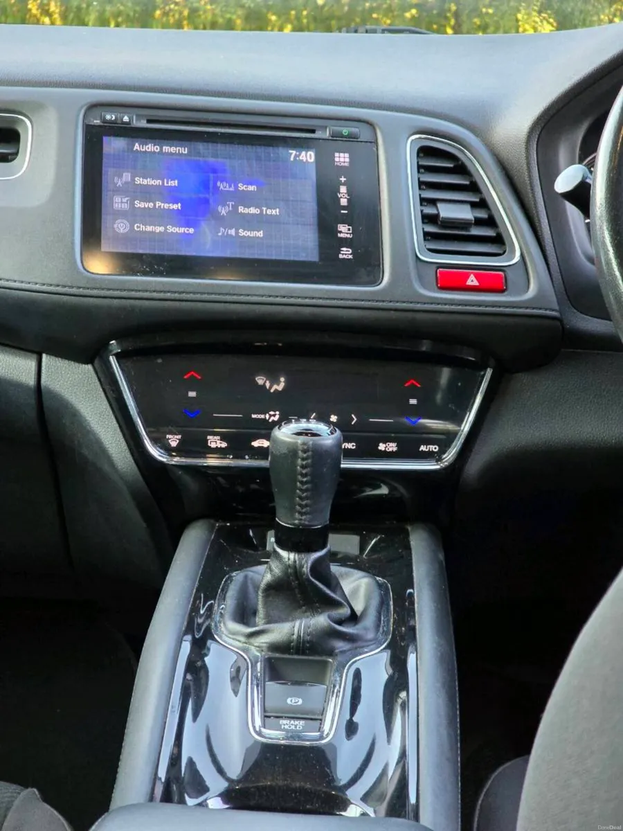 Honda HR-V 1.6 i-DTEC Diesel 2015 model NO SWAP - Image 3