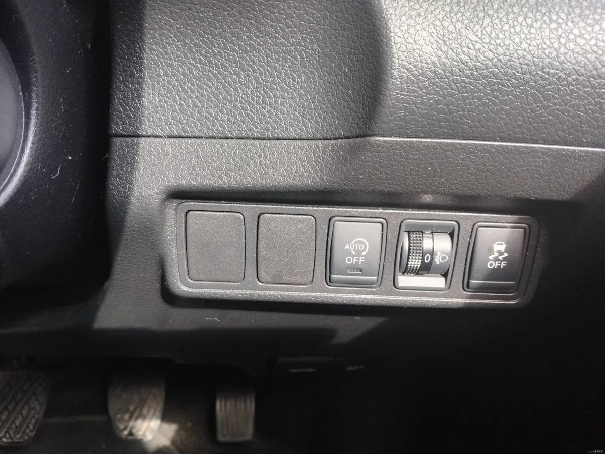 Nissan Pulsar 2015 - Image 6
