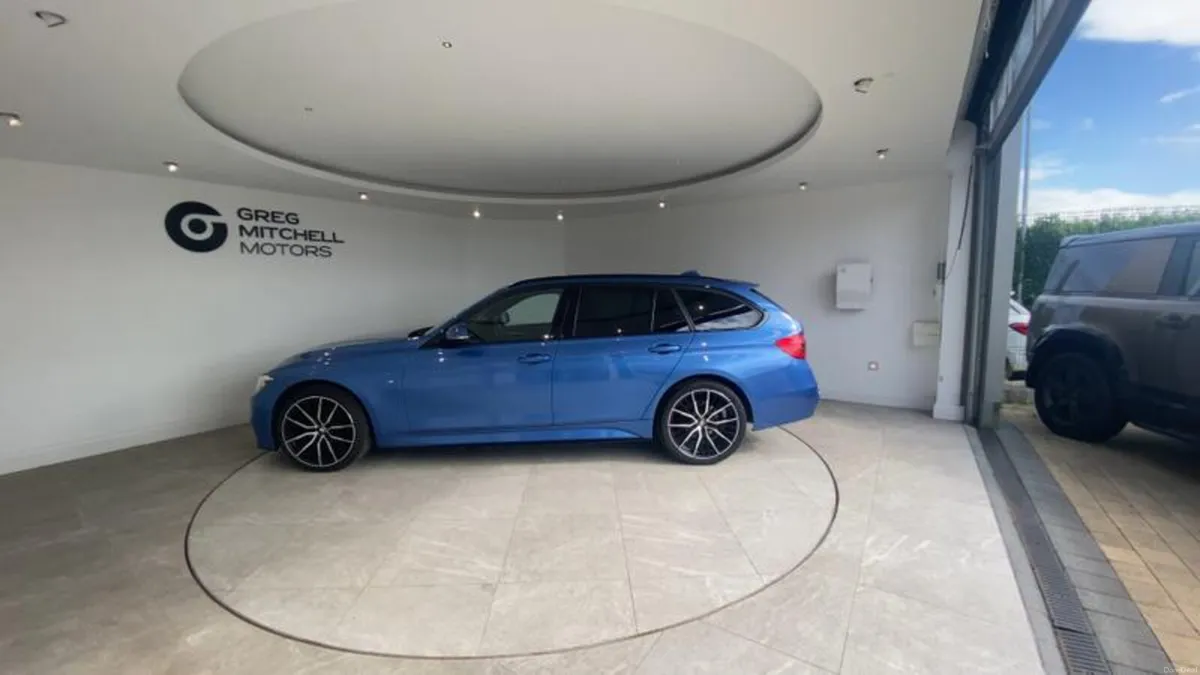BMW 3-Series 320d xDrive M Sport 5dr Step Auto - Image 5