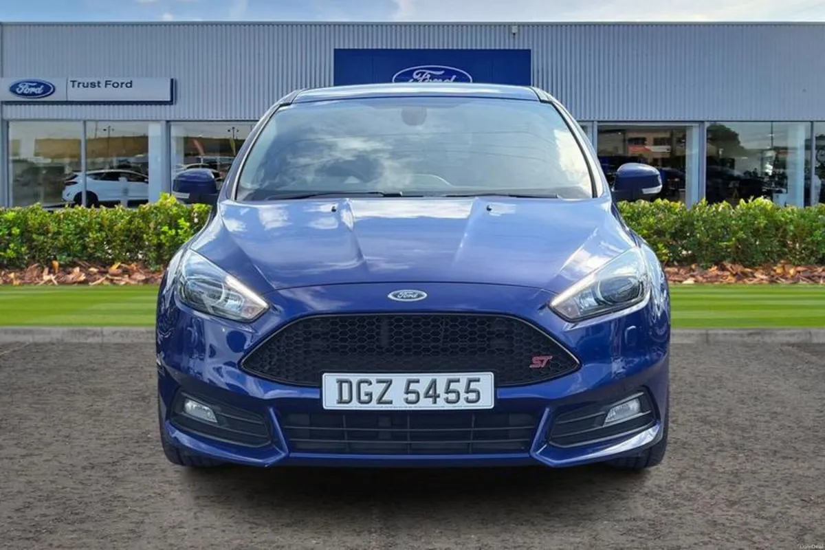 Ford Focus 2.0 TDCi ST-3 Hatchback 5dr Diesel - MO - Image 6