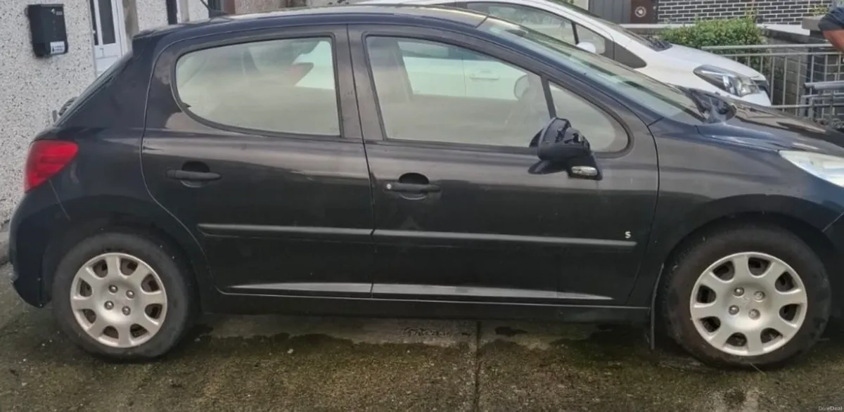 Peugeot 207 - Image 2
