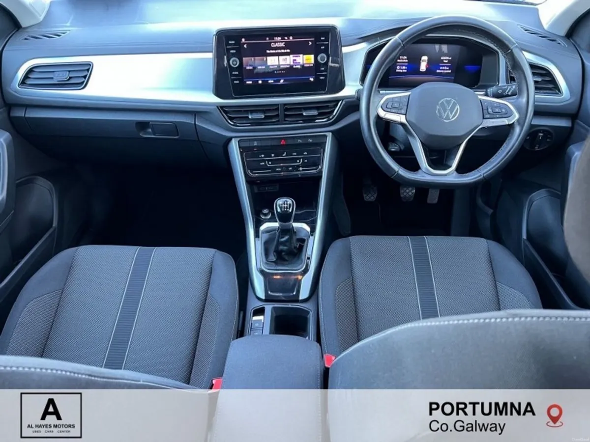 Volkswagen T-Roc LIFE 2.0 TDI 6SPEED 116BHP - Image 2