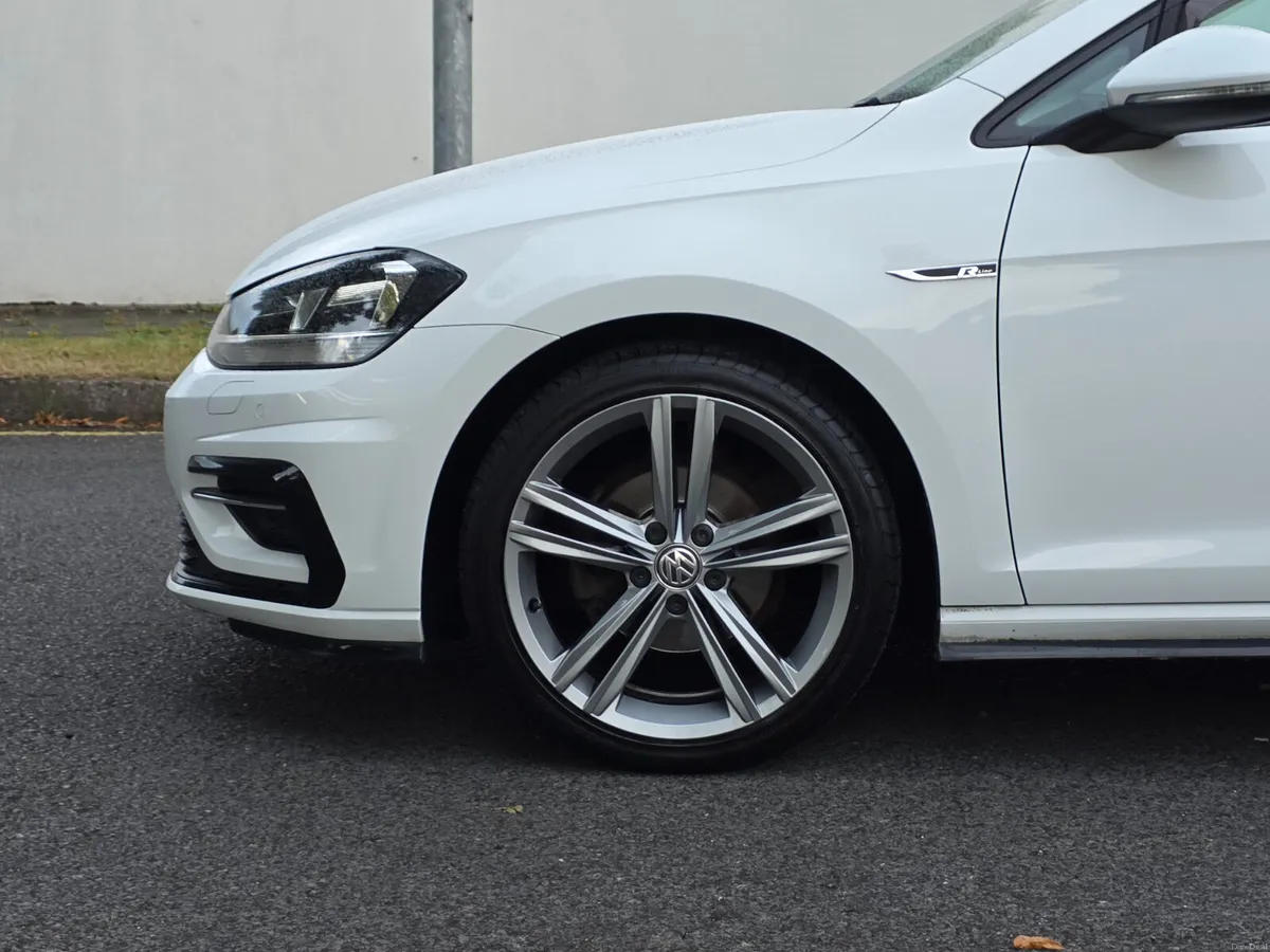 Volkswagen Golf R-Line Petrol Manual 2018 - Image 4