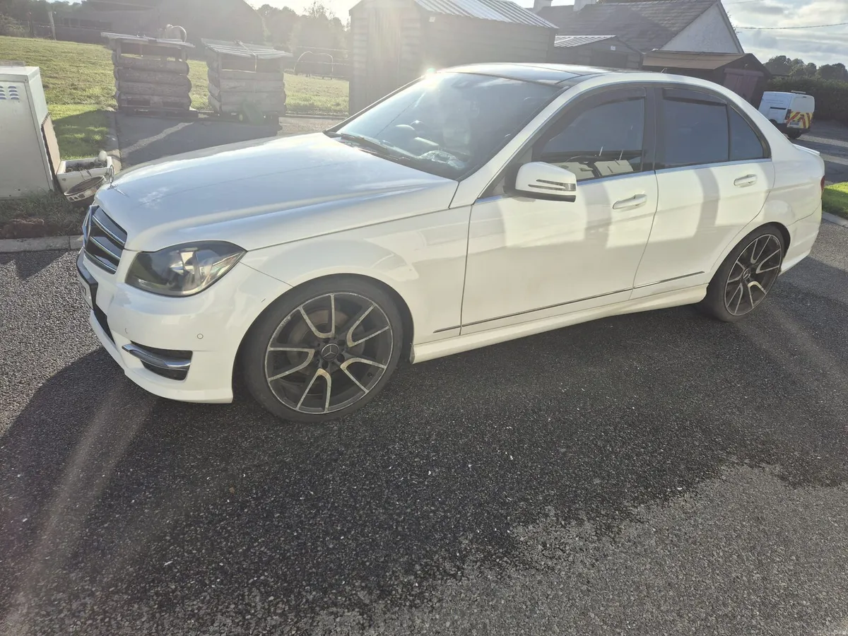 2014 Mercedes-Benz C-Class CDI Automatic - Image 5