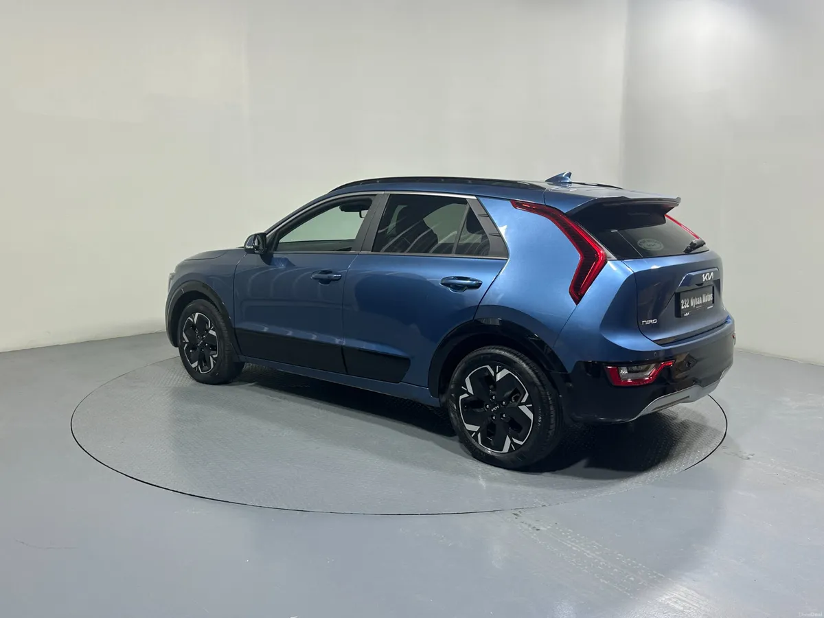 Kia Niro EV K3 64.4 Kw/H Battery 232 (2023) - Image 5