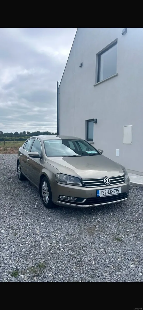 Volkswagen Passat 2013 - Image 1