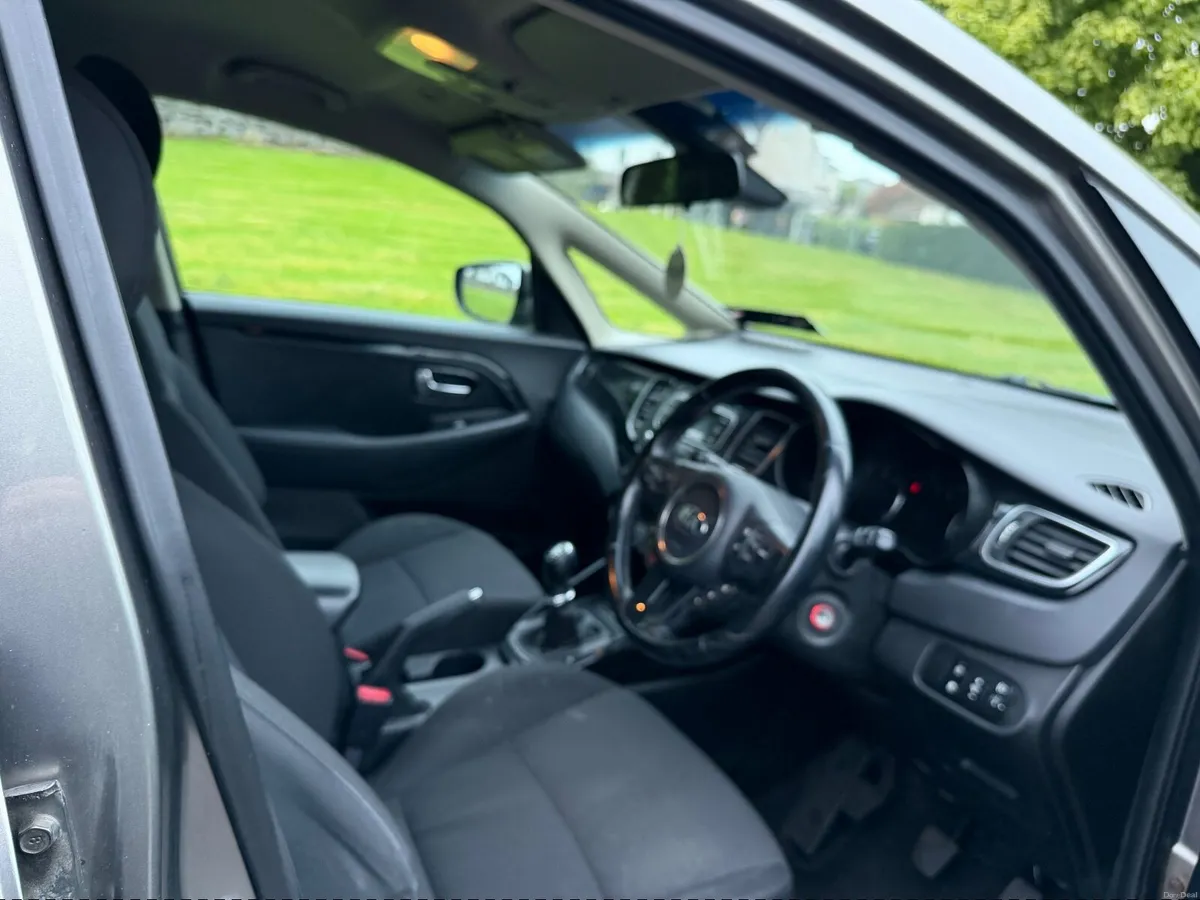 Kia Caren’s - Image 6