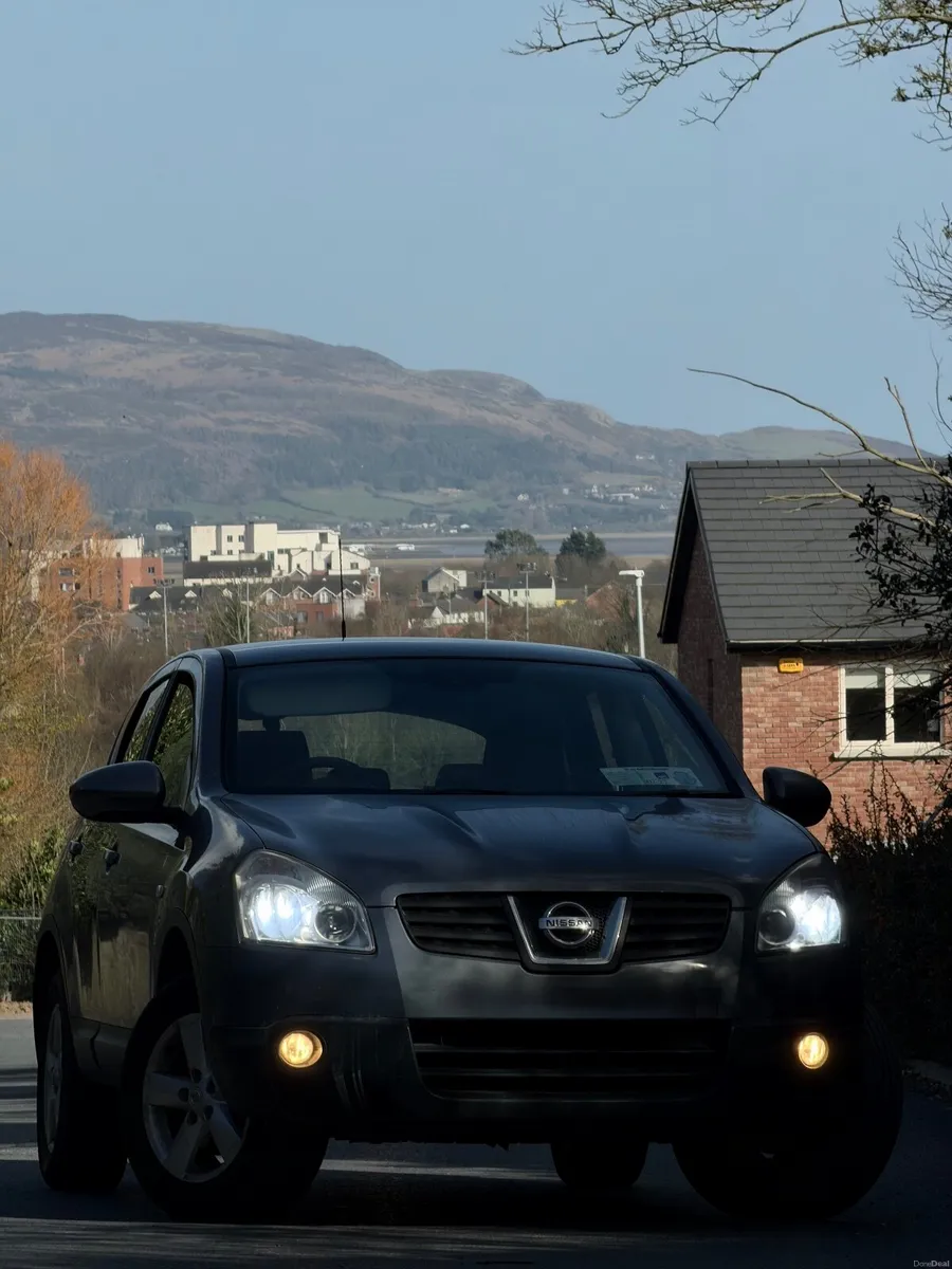 Nissan Qashqai 2008 - Image 1