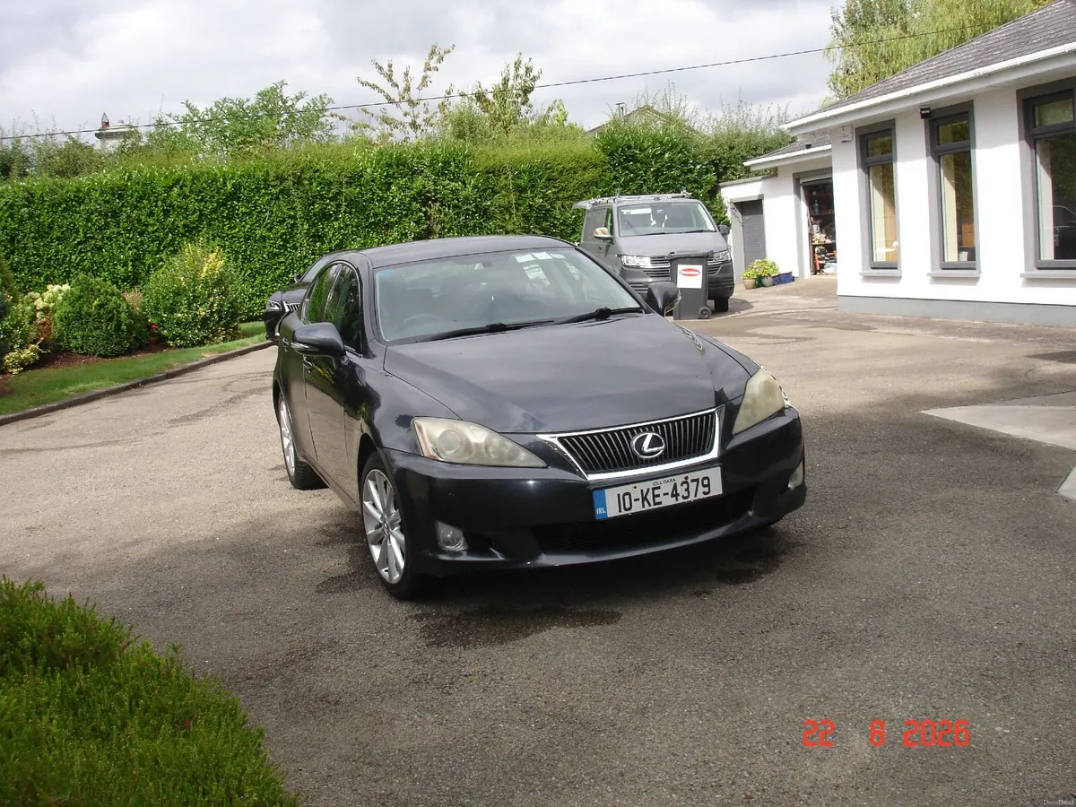 Lexus IS 2010 - Image 1