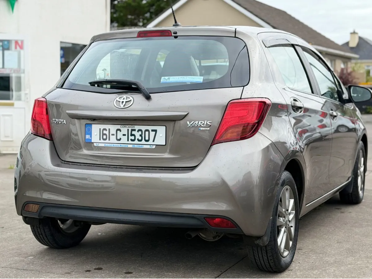 Toyota Yaris LUNA - Image 6