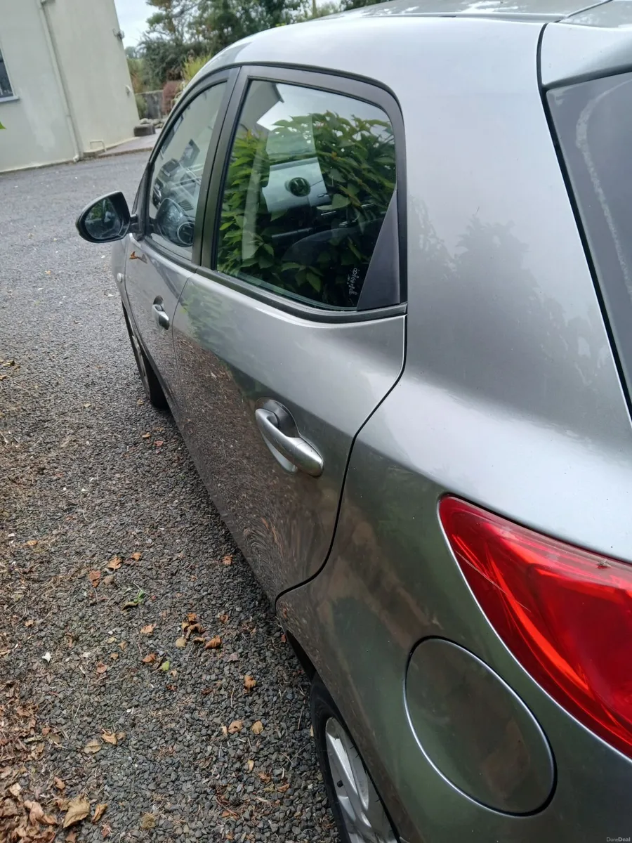 Car - Image 1