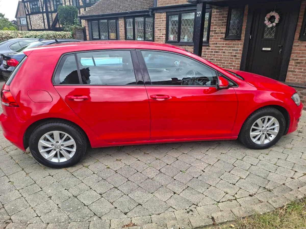 VOLKSWAGON GOLF 1.2 AUTOMATIC 2016 ONLY 71000 KLMS - Image 2