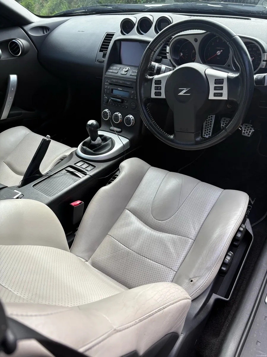 08 Nissan 350Z HR - Image 5
