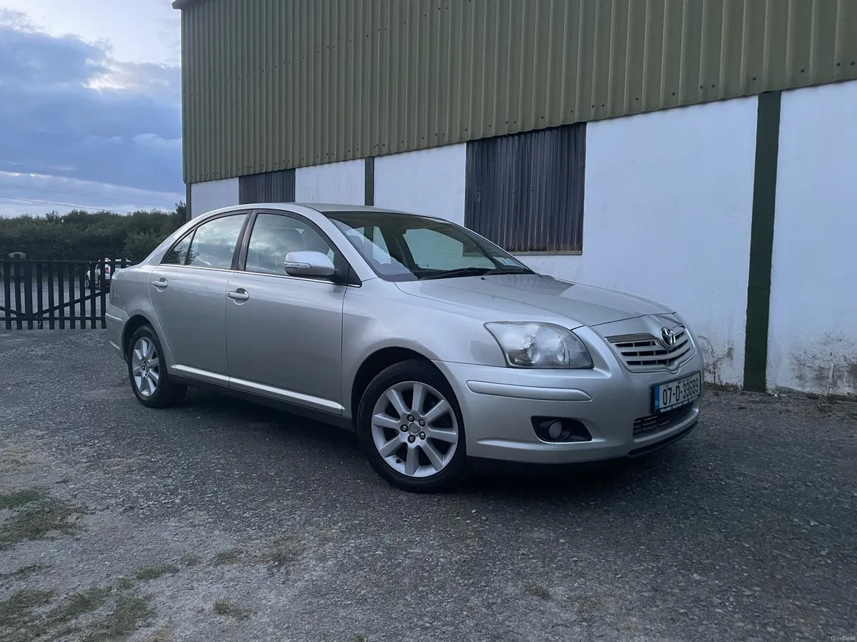 2007 Toyota avensis - Image 1