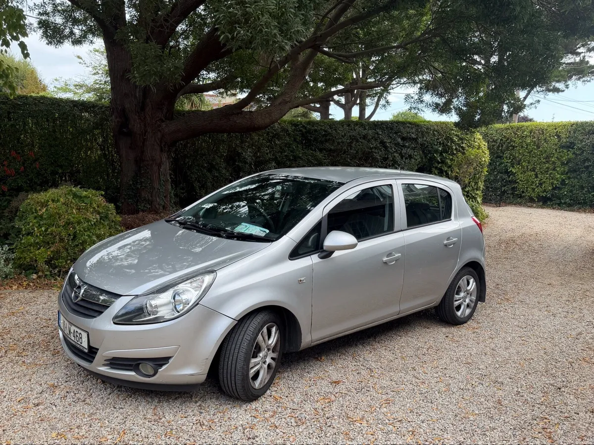 Opel Corsa 2010 - Image 4