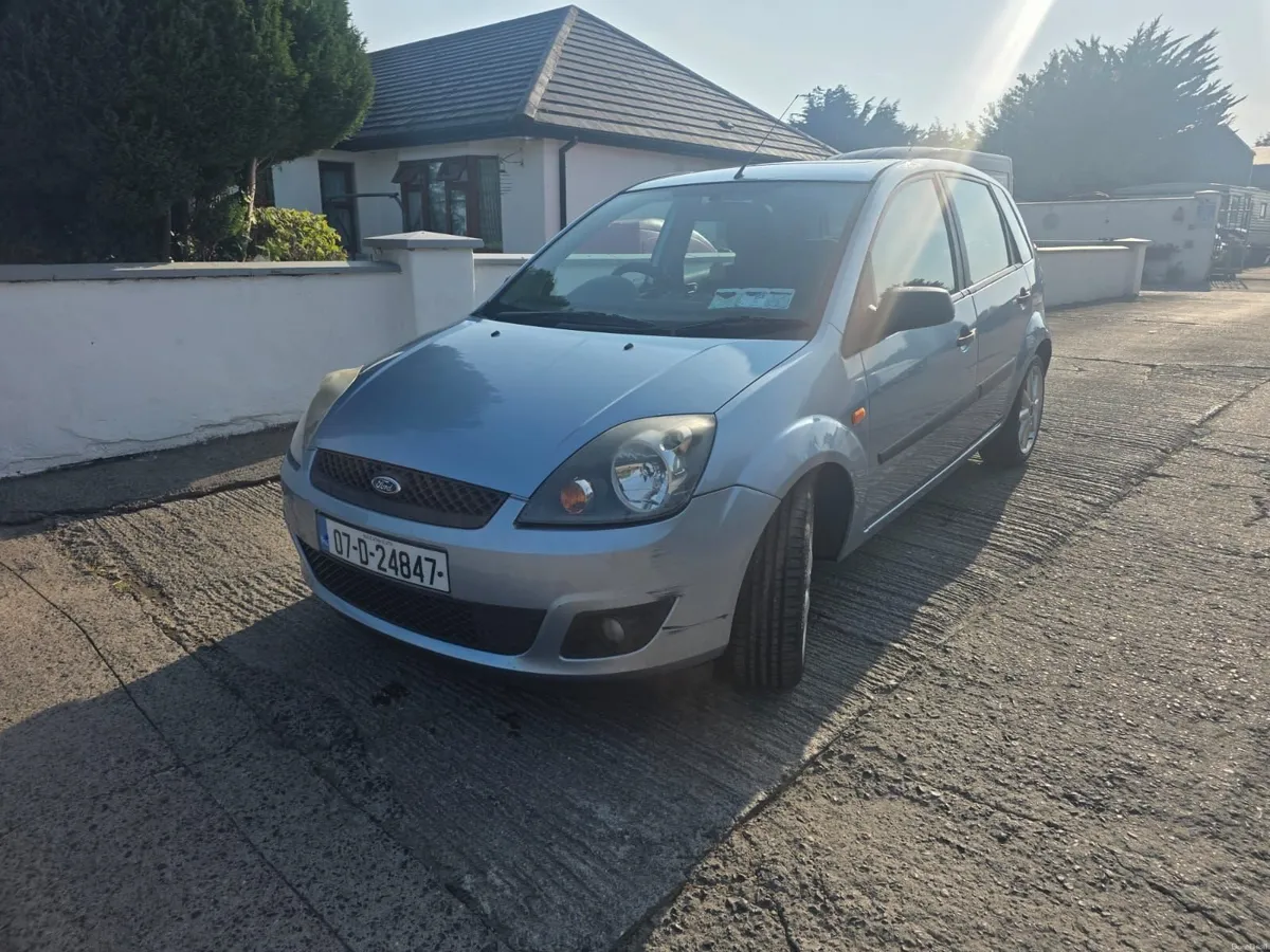 2007 Ford Fiesta - Image 2