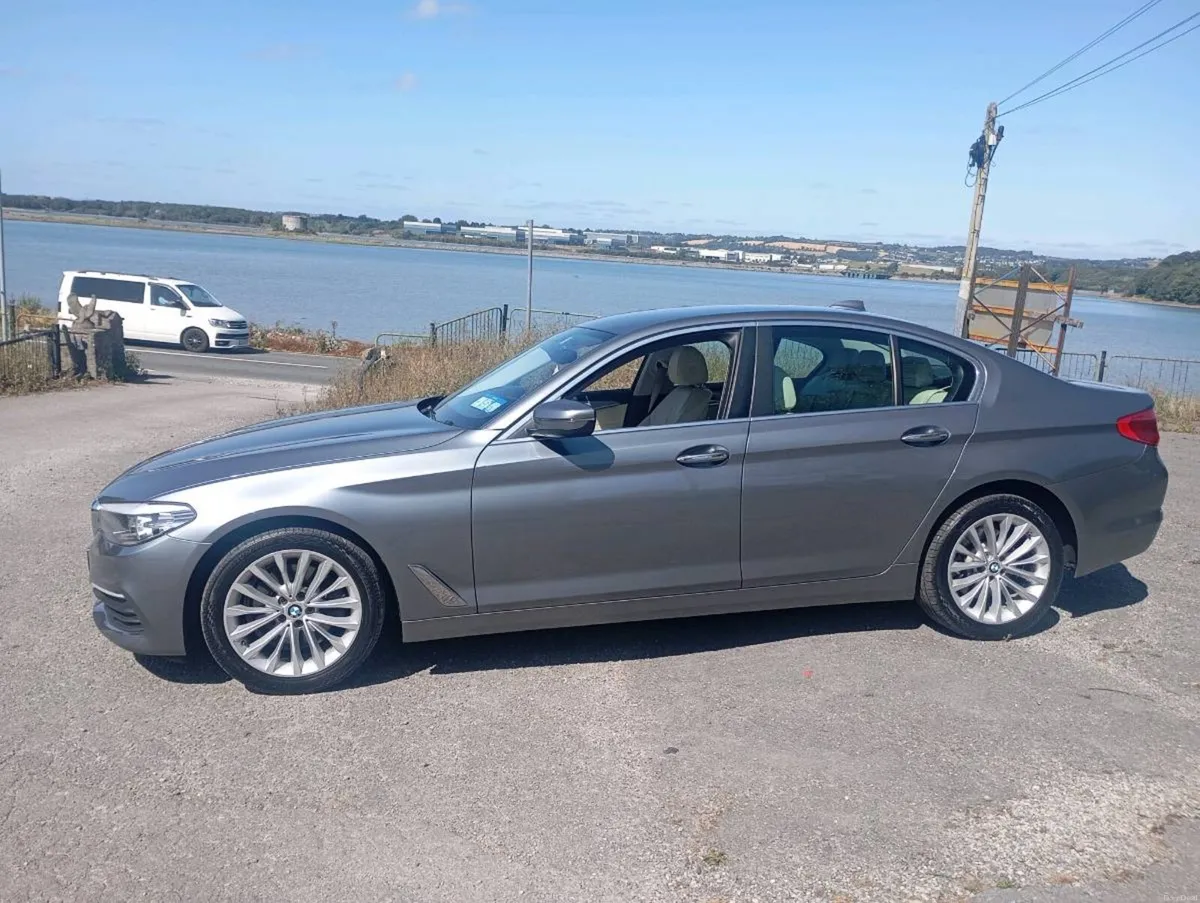 BMW 520 - Image 2