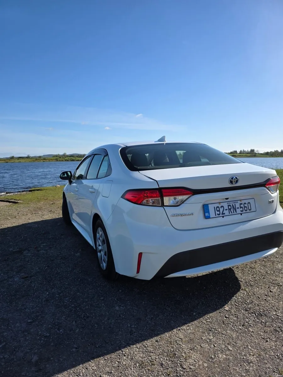 Toyota Corolla 2019 - Image 3