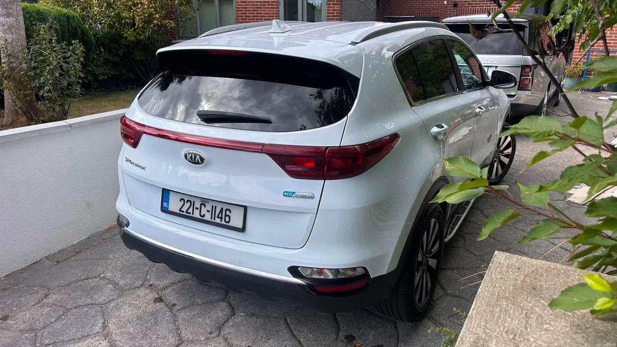 22 Kia Sportage 1.6 Diesel 2 Year Kia Warranty - Image 2