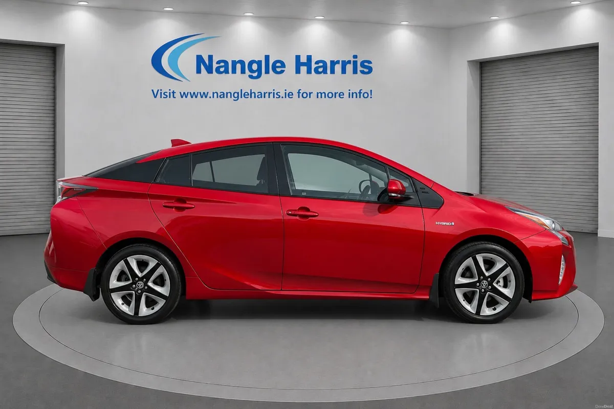 Toyota Prius LOW KMS. NCT 11/27 - Image 6