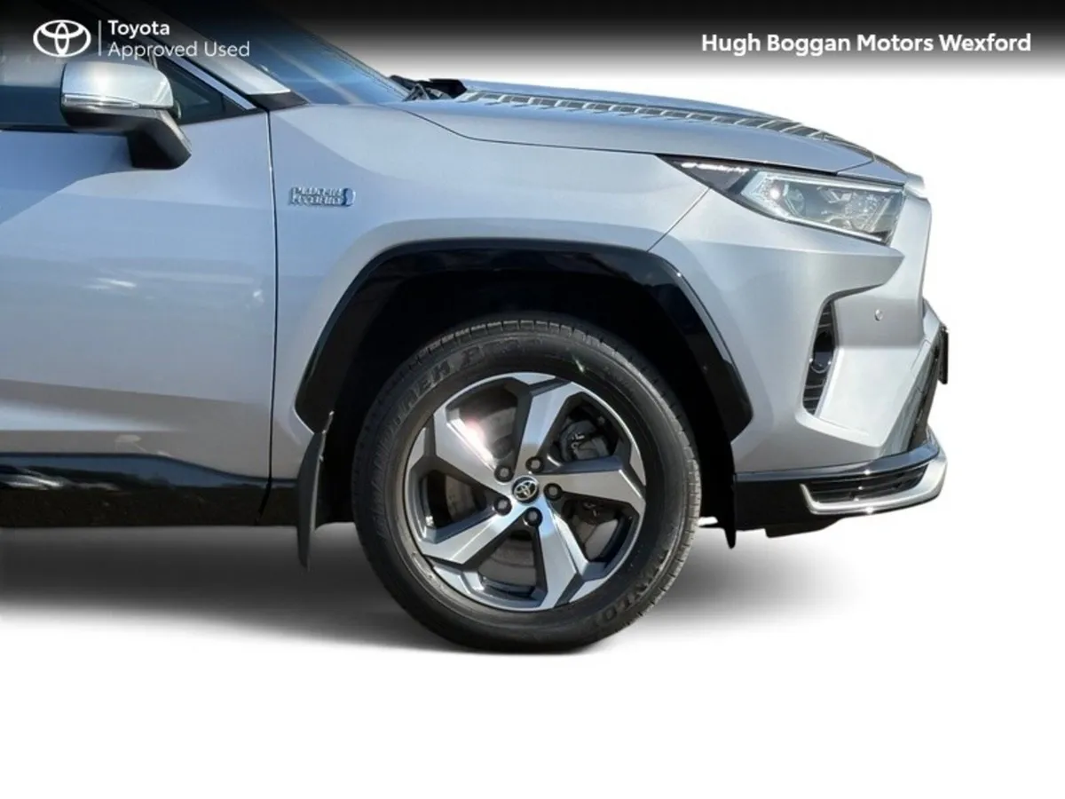Toyota RAV4 PLUG-IN HYBRID SOL - Image 6