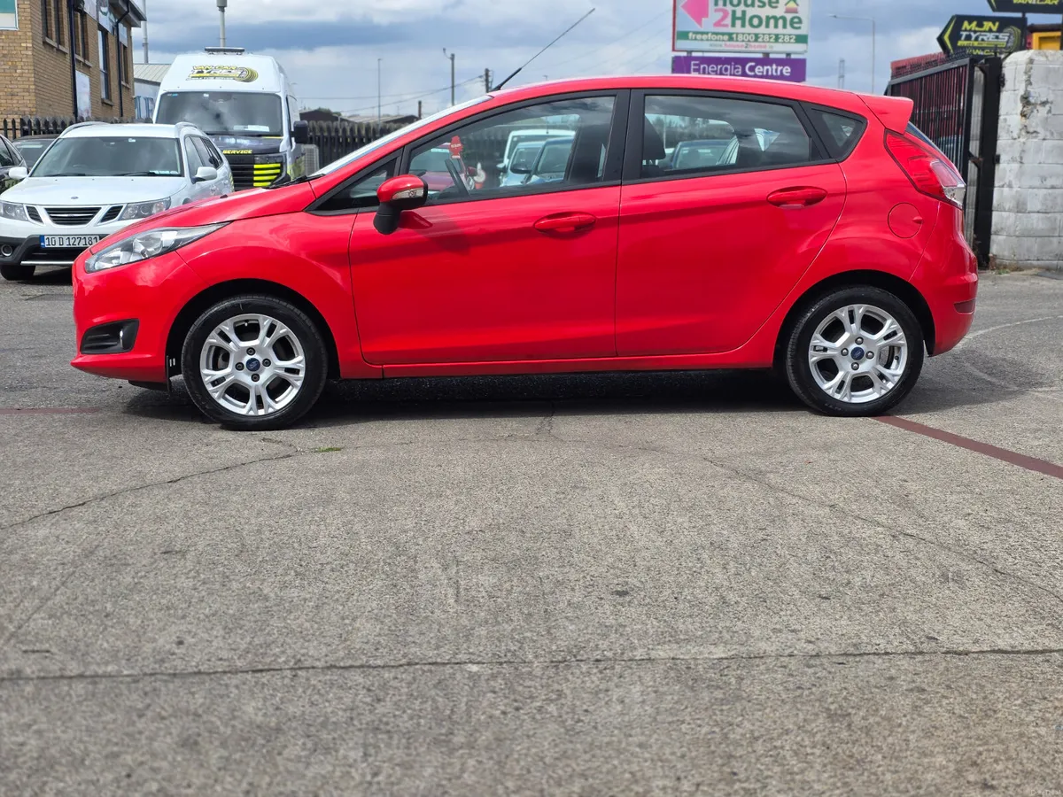 Ford Fiesta 1.2 ZETEC - Image 2