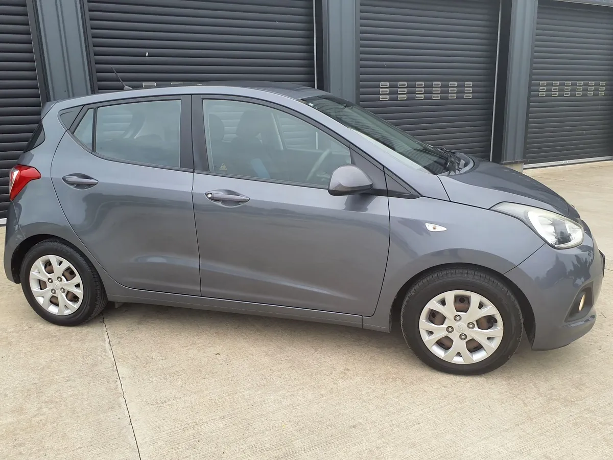 2015 Hyundai i10 SE – Ideal First Car - Image 5