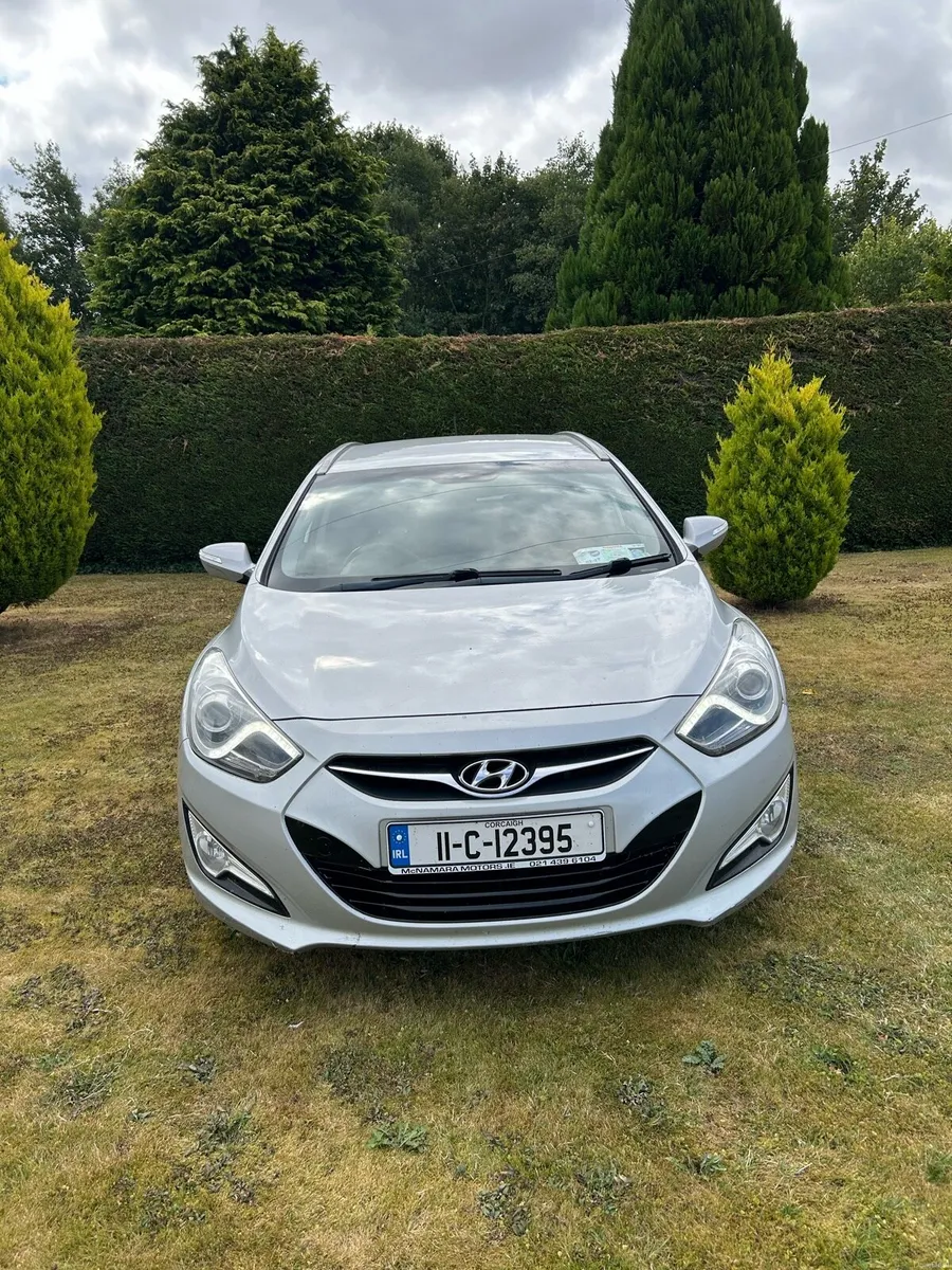 2011 Hyundai i40 estate - Image 2
