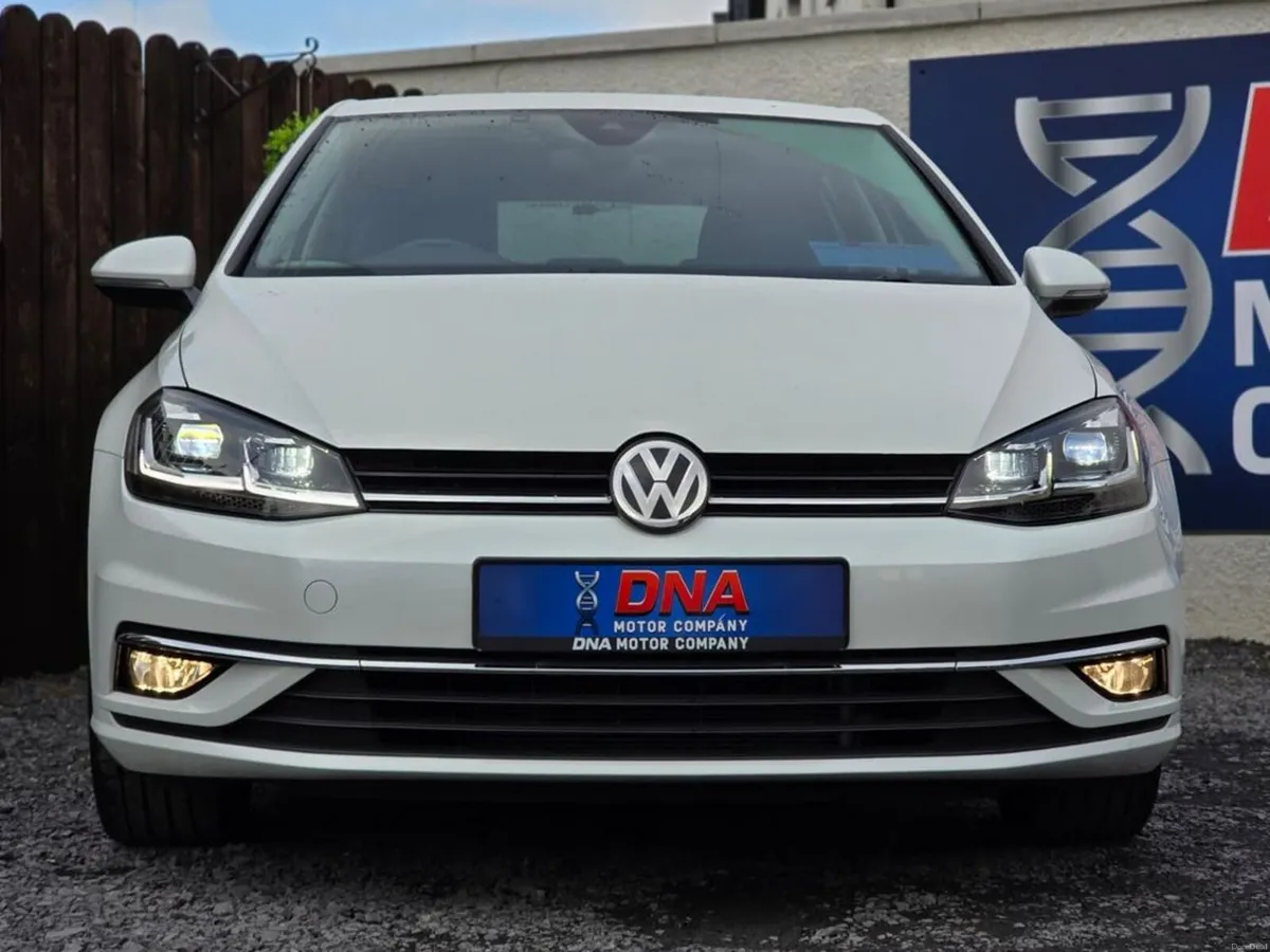 Volkswagen Golf HIGHLINE - PEARL WHITE - LOW KMS - Image 2