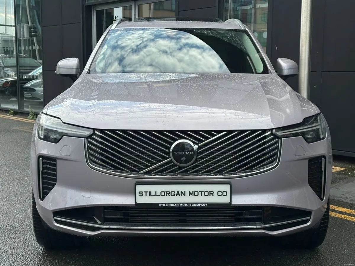 Volvo XC90 T8 ULTRA AWD - Image 2