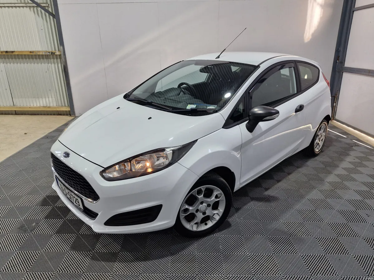 2016 Ford Fiesta Zetec 1.25 Petrol NCT 07/27 - Image 5