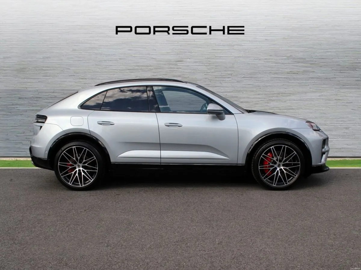 Porsche Macan Turbo Electric (New) - Image 4