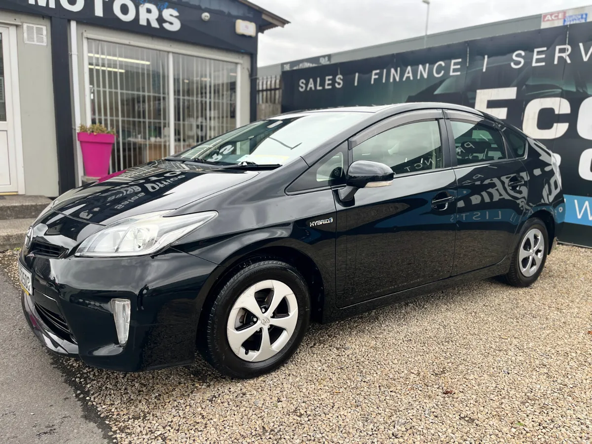 TOYOTA PRIUS 1.8 HYBRID, NCT 06/2027, TAX 06/2027 - Image 3