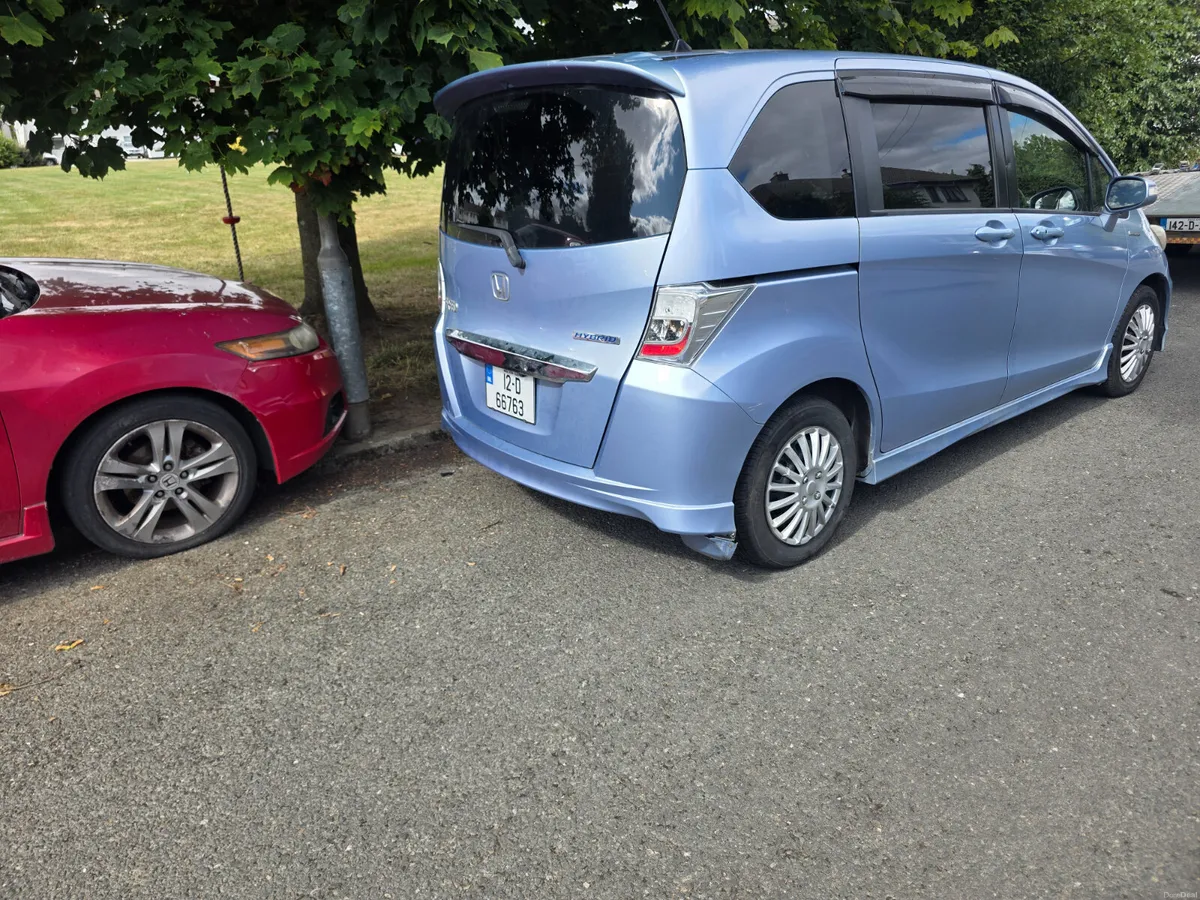 Honda Freed, Hybrid, 6 seats, AUTOMATIC - Image 2