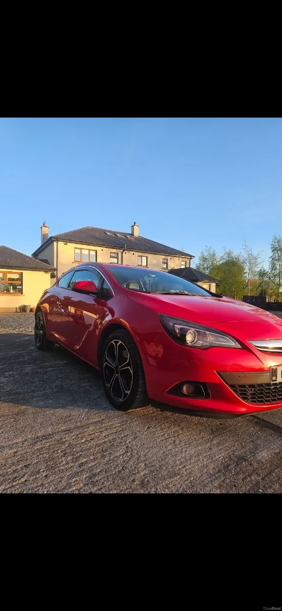 Opel Astra 2012 GTC SPORT 2.0 DIESEL - Image 2
