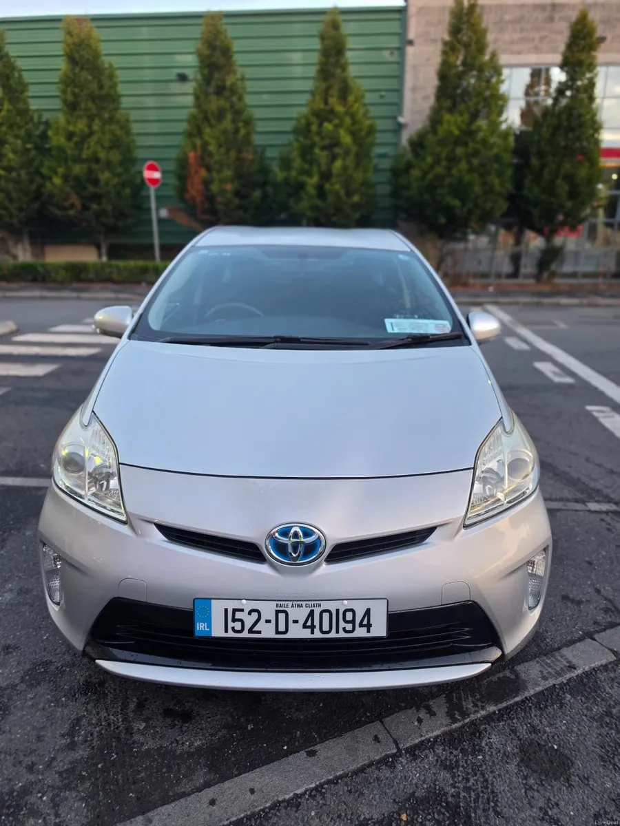 Toyota Prius 2015|Hybrid |Low Mileage|Automatic - Image 1