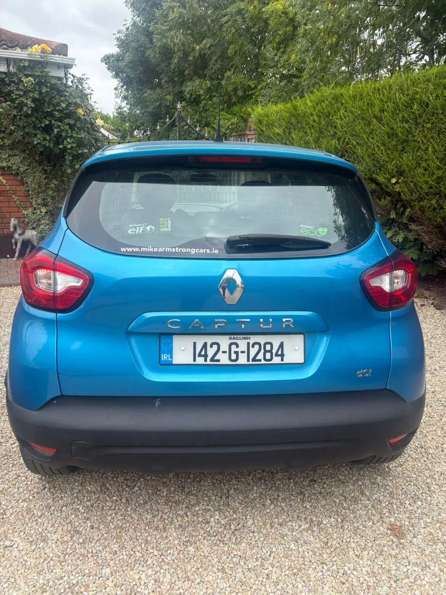 Renault Captur 2014 , AUTOMATIC DIESEL - Image 4