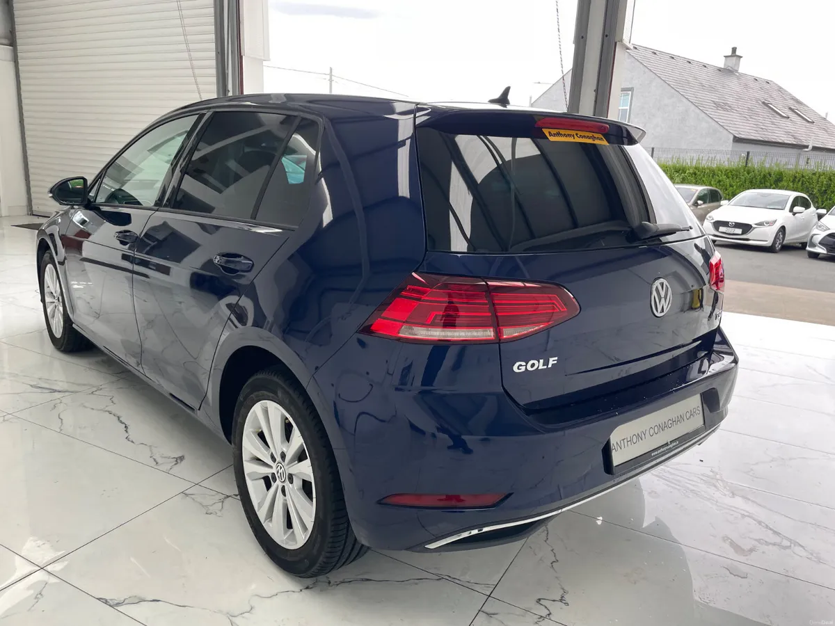 2017 Volkswagen Golf - Image 5