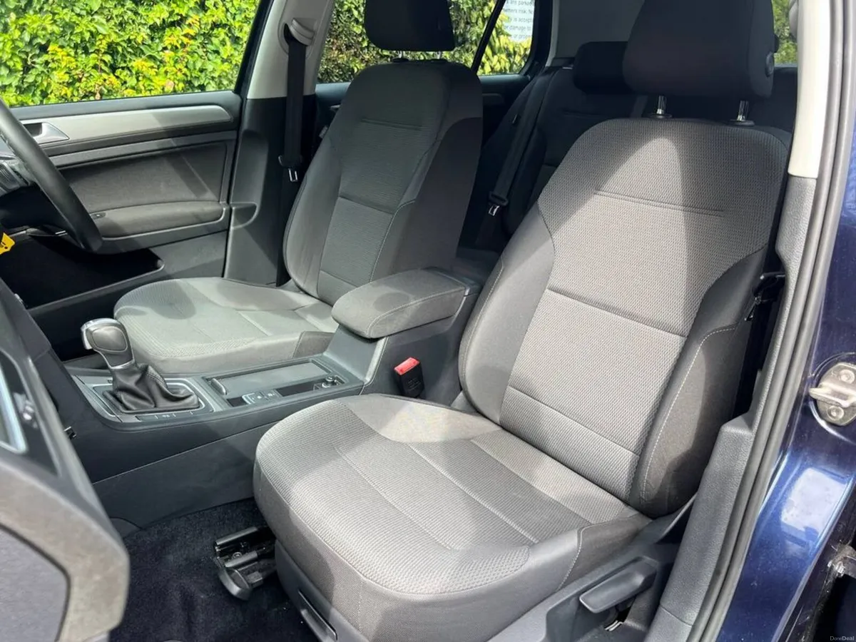 Volkswagen Golf R-LINE PACK 1.2 TSI AUTO // NEW 19 - Image 6