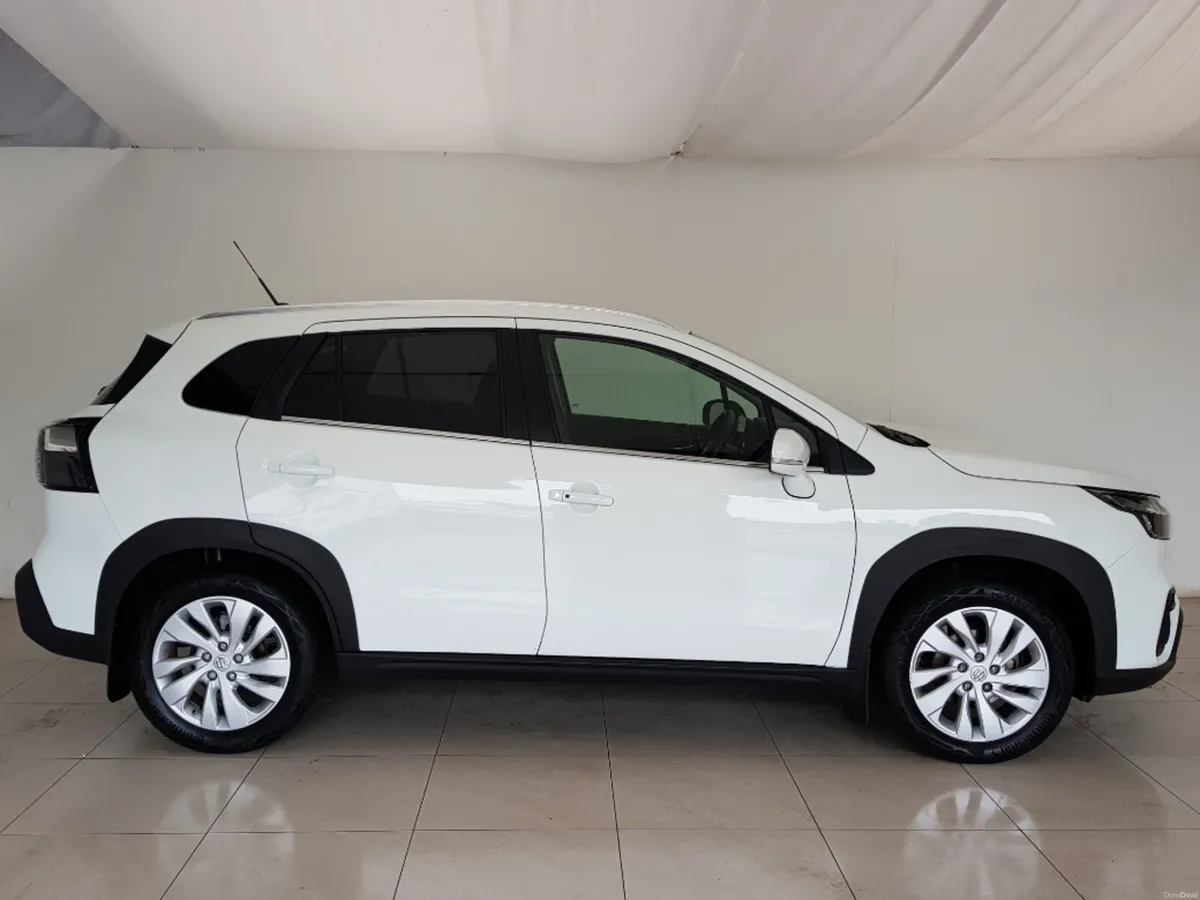 Suzuki SX4 1.5 S1-hev Motion AGS 5DR Auto - Image 2
