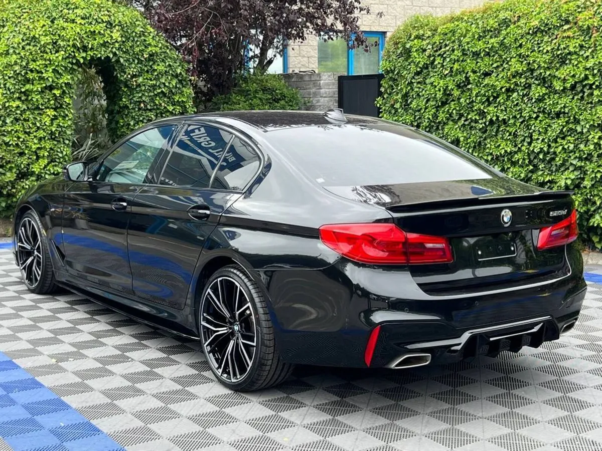 BMW 5-Series 523d M-SPORT COMEPTITION 2.0 D AUTO / - Image 5