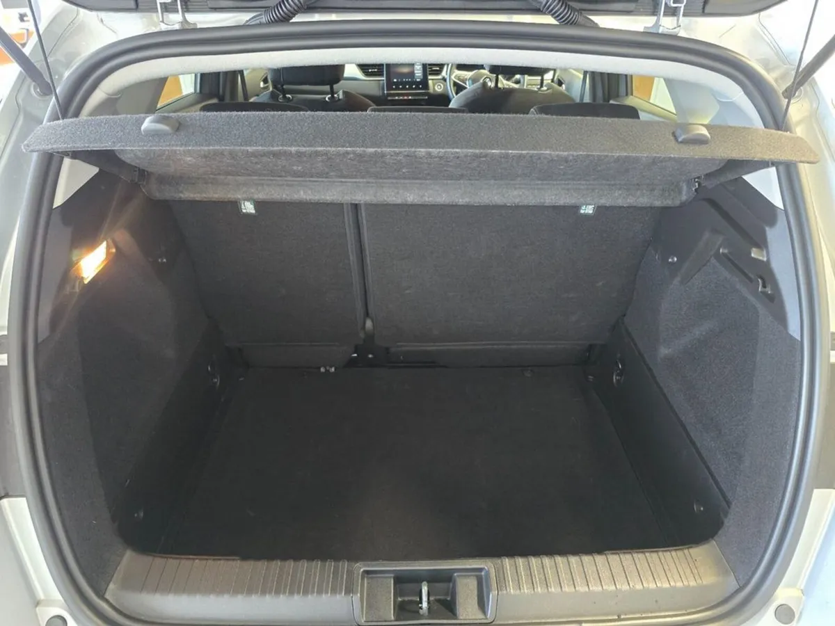 Renault Captur Evolution Petrol New Model - Image 6