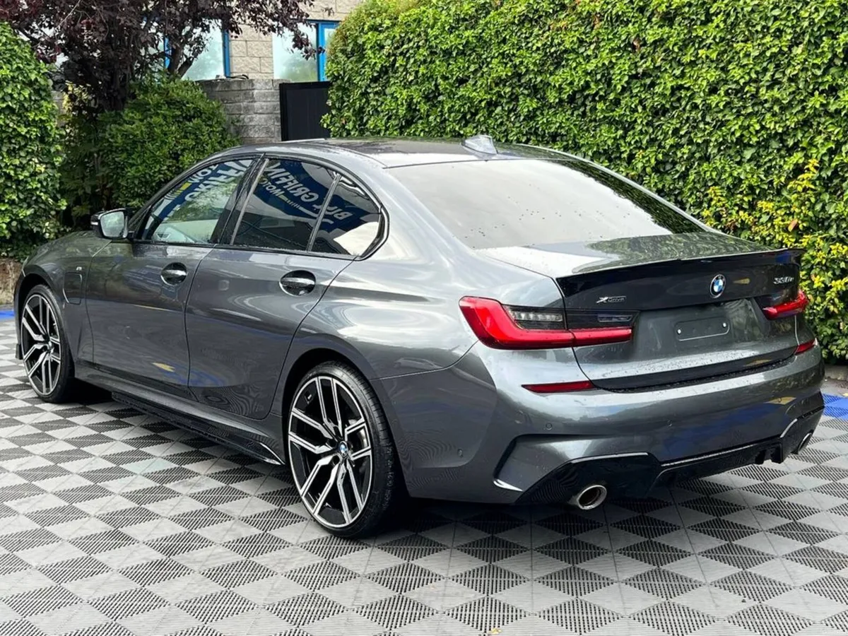 BMW 3-Series 330e M-SPORT COMPETITION XDRIVE 2.0 H - Image 5