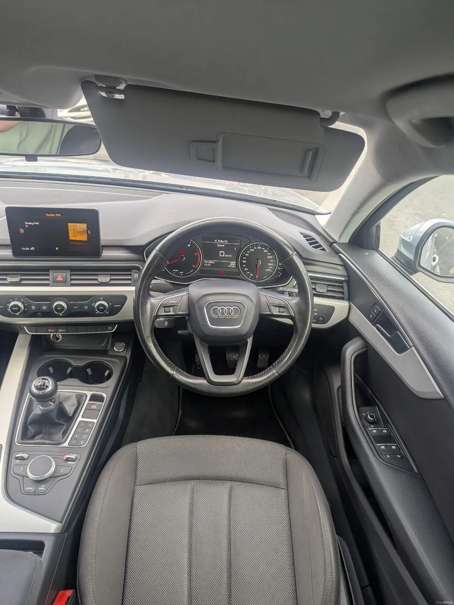 Audi A4 2016 - Image 4