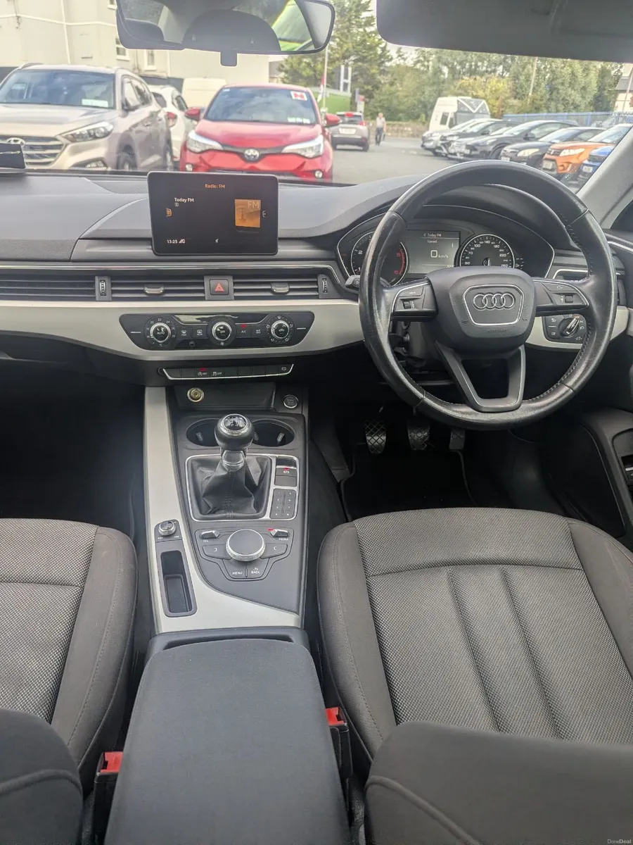 Audi A4 2016 - Image 5